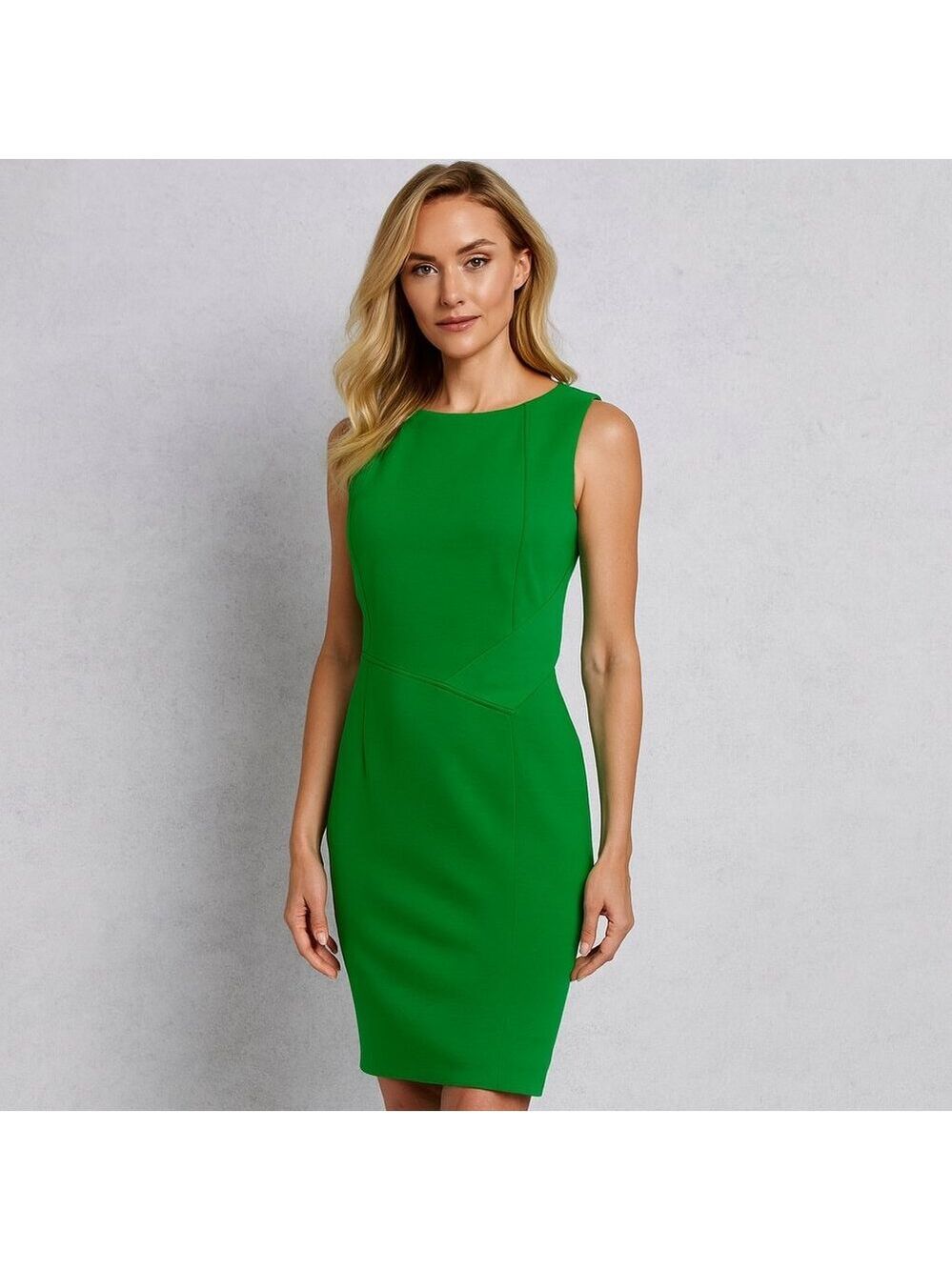 David Meister Emerald Green Sheath Dress | Size 8 | Elegant & Flattering Fit